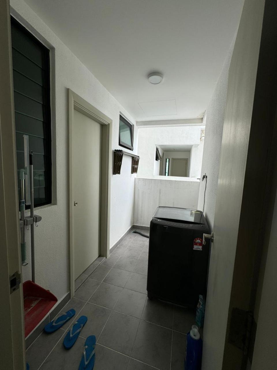 Pangsapuri Jb Mosaic Southkey Midvalley #3br #up To 14 Pax Johor Bahru