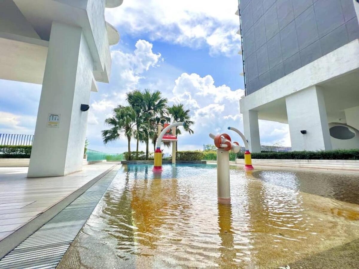 Jb Mosaic Southkey Midvalley #3br #up To 14 Pax Pangsapuri *